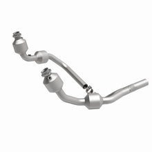 Load image into Gallery viewer, MagnaFlow Exhaust Products 5582689 California CARB Direct-Fit Catalytic Converter for Select Jeep Wrangler