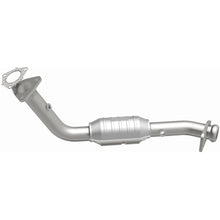 Load image into Gallery viewer, MagnaFlow Exhaust Products 23470 HM Grade Direct-Fit Catalytic Converter for Select Buick Roadmaster, Cadillac Commercial Chassis, Cadillac Fleetwood, Chevrolet Caprice, Chevrolet Commercial Chassis, Chevrolet Impala