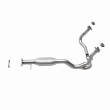 Load image into Gallery viewer, MagnaFlow Exhaust Products 447249 California CARB Direct-Fit Catalytic Converter for Select Chevrolet S10, GMC Sonoma, Isuzu Hombre
