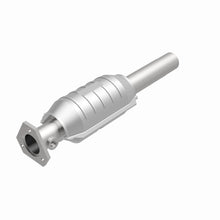 Load image into Gallery viewer, MagnaFlow Exhaust Products 22917 Standard Grade Direct-Fit Catalytic Converter for Select Volkswagen Golf, Volkswagen Jetta