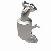 Load image into Gallery viewer, MagnaFlow Exhaust Products 5551994 California CARB Manifold Catalytic Converter for Select Ram ProMaster 1500, Ram ProMaster 2500, Ram ProMaster