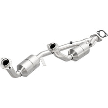 Load image into Gallery viewer, MagnaFlow Exhaust Products 23382 HM Grade Direct-Fit Catalytic Converter for Select Ford Windstar