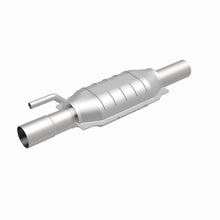 Load image into Gallery viewer, MagnaFlow Exhaust Products 95221 HM Grade Direct-Fit Catalytic Converter for Select Dodge Ram 2500, Dodge Ram