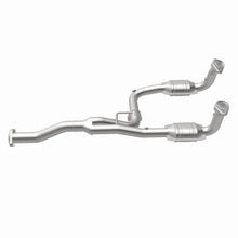 Load image into Gallery viewer, MagnaFlow Exhaust Products 49186 OEM Grade Direct-Fit Catalytic Converter for Select Jeep Liberty
