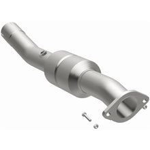 Load image into Gallery viewer, MagnaFlow Exhaust Products 49642 OEM Grade Direct-Fit Catalytic Converter for Select Chevrolet Silverado HD, Chevrolet Suburban 2500, GMC Sierra HD, GMC Yukon XL