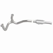 Load image into Gallery viewer, MagnaFlow Exhaust Products 93131 Standard Grade Direct-Fit Catalytic Converter for Select Ford E-150 Econoline, Ford E-150 Econoline Club Wagon, Ford E-250 Econoline, Ford E-250 Econoline Club Wagon