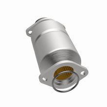 Load image into Gallery viewer, MagnaFlow Exhaust Products 338656 California CARB Direct-Fit Catalytic Converter for Select Geo Prizm