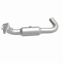 Load image into Gallery viewer, MagnaFlow Exhaust Products 5451498 California CARB Direct-Fit Catalytic Converter for Select Ford Expedition, Lincoln Navigator