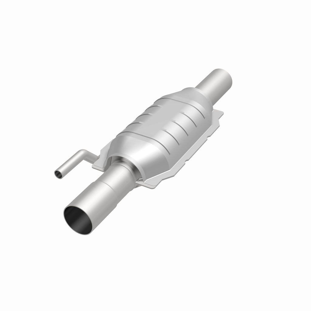 MagnaFlow Exhaust Products 95221 HM Grade Direct-Fit Catalytic Converter for Select Dodge Ram 2500, Dodge Ram