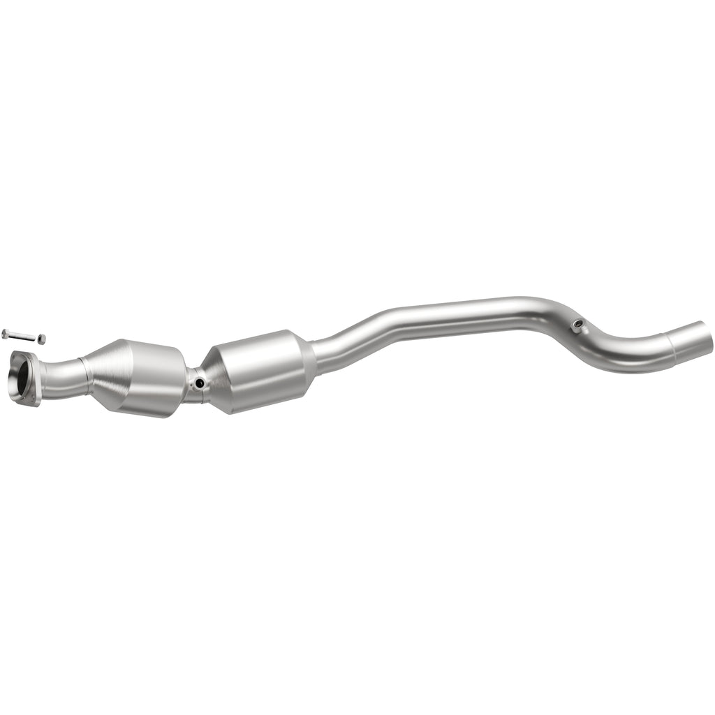 MagnaFlow Exhaust Products 21-536 OEM Grade Direct-Fit Catalytic Converter for Select Land Rover Range Rover, Land Rover Range Rover Sport