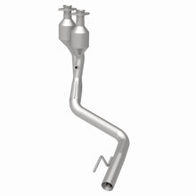 Load image into Gallery viewer, MagnaFlow Exhaust Products 24997 HM Grade Direct-Fit Catalytic Converter for Select Jeep Cherokee