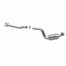 Load image into Gallery viewer, MagnaFlow Exhaust Products 5451535 California CARB Direct-Fit Catalytic Converter for Select Chevrolet Express 2500, Chevrolet Express 3500, GMC Savana 2500, GMC Savana