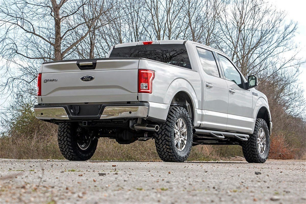 Rough Country 54557RED Suspension Lift Kit w/Shocks for Select Ford F-150