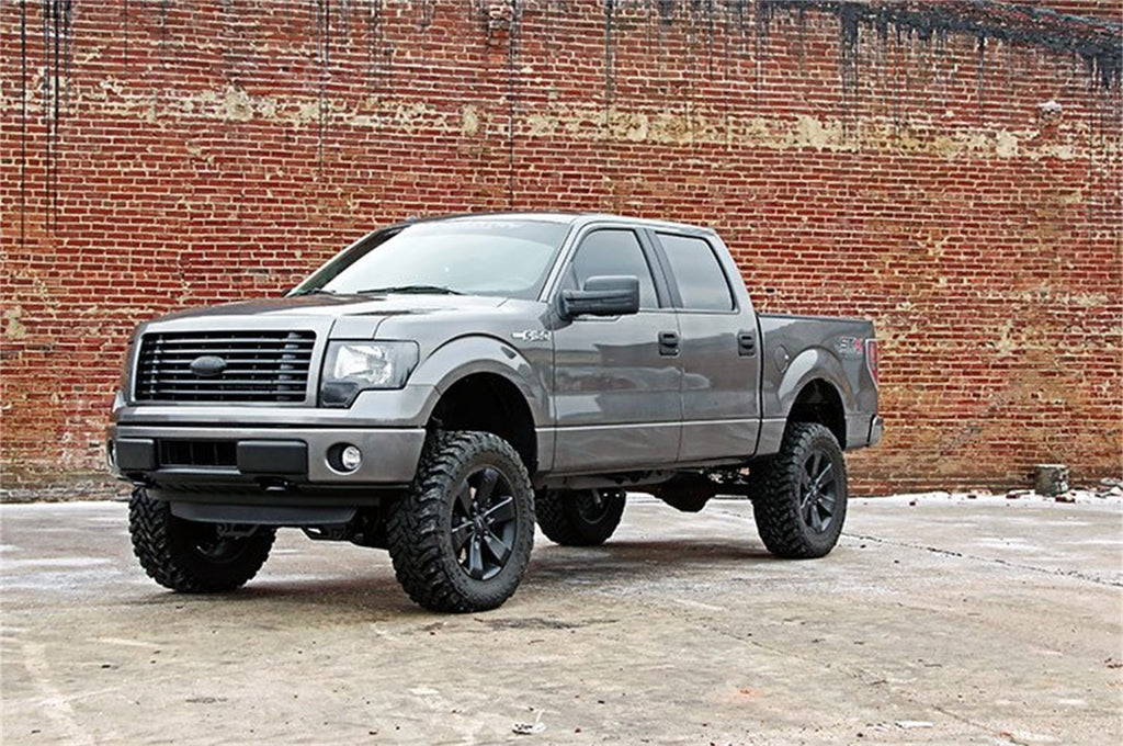Rough Country 57530_A Suspension Lift Kit w/N3 for Select Ford F-150