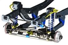 Load image into Gallery viewer, Rough Country 596.20 Suspension Lift Kit w/Shocks for Select Ford F-250 Super Duty, Ford F-350 Super Duty