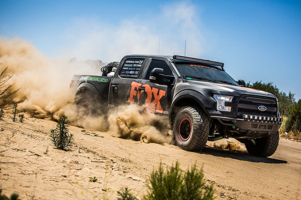 FOX Offroad Shocks 980-24-653 PERFORMANCE SERIES 2.0 SMOOTH BODY IFP SHOCK for Select Ford F-250 Super Duty, Ford F-350 Super Duty, Ford F-450 Super Duty, Ford F-550 Super Duty