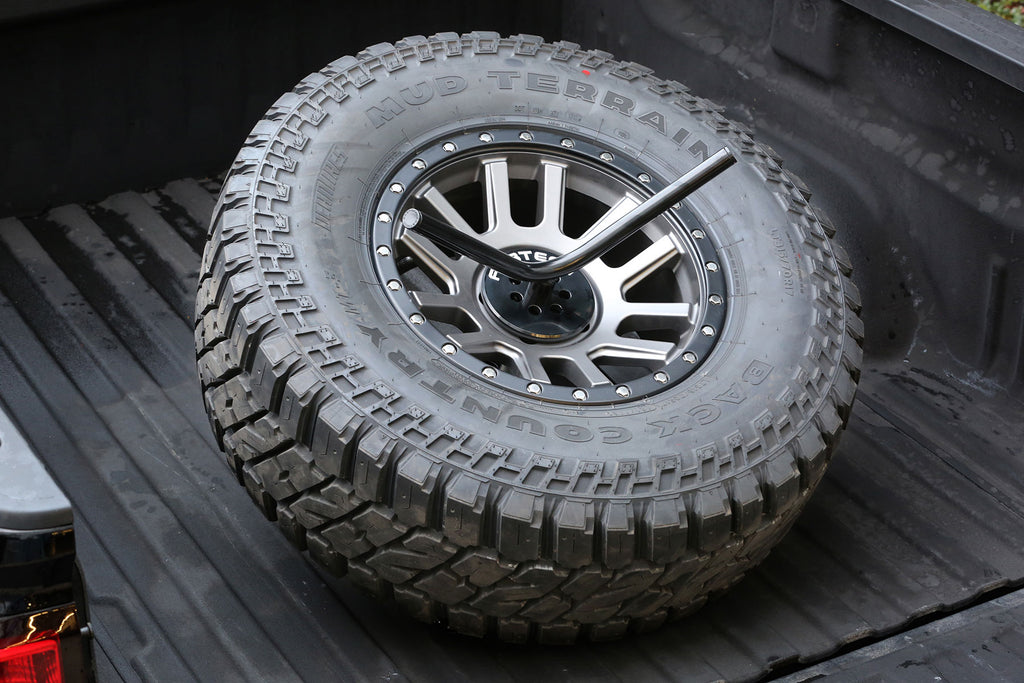 Fabtech FTT10002BK Spare Tire Mount Kit