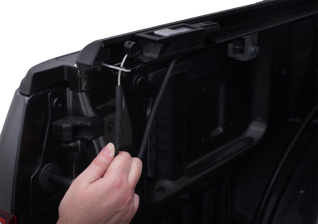 Lund 96823 Genesis™ Elite Roll Up Tonneau for Select Dodge Dakota