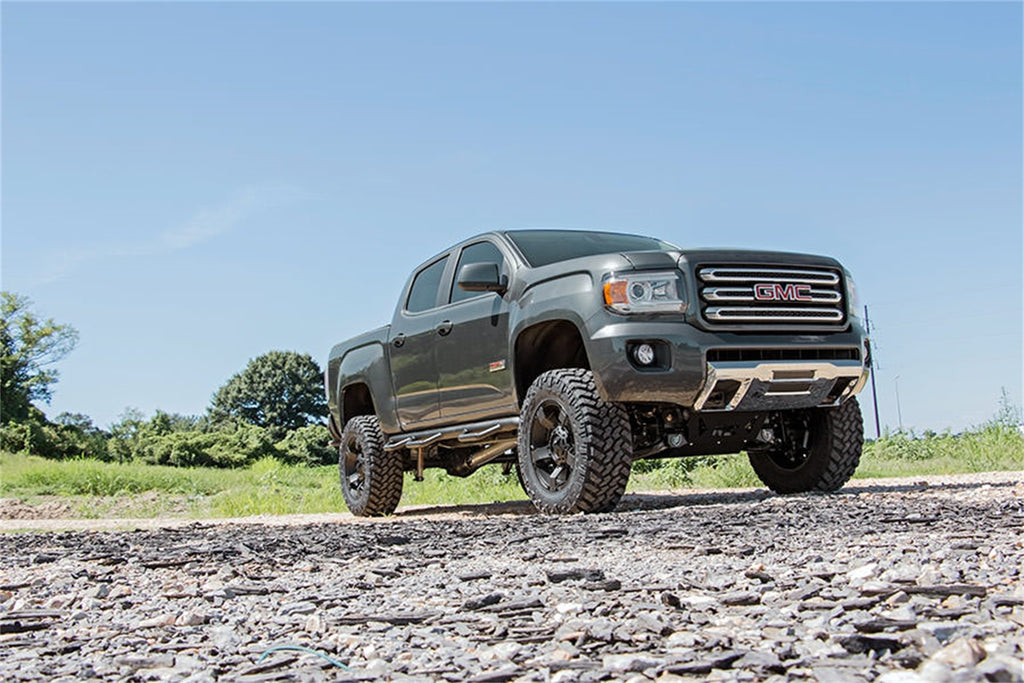 Rough Country 22131 Suspension Lift Kit for Select Chevrolet Colorado, GMC Canyon