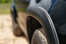 Load image into Gallery viewer, Husky Liners 2804985 Fender Flares OE-Style 4Pc Set for Select Chevrolet Colorado