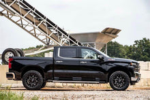 Load image into Gallery viewer, Rough Country 501065 Leveling Kit for Select Chevrolet Silverado 1500, Chevrolet Silverado LTD, GMC Sierra 1500, GMC Sierra Limited
