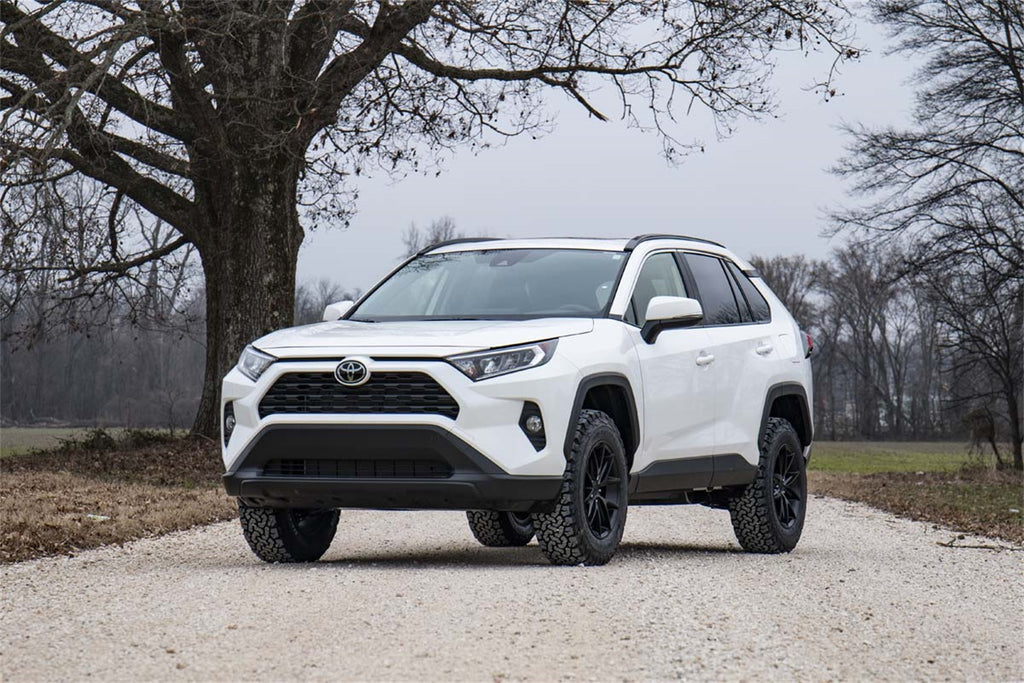 Rough Country 73131 Suspension Lift Kit w/N3 Shocks for Select Toyota RAV4