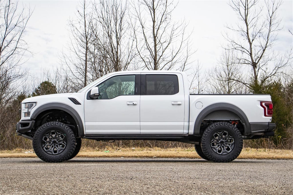 Rough Country 51800 Suspension Lift Kit for Select Ford F-150