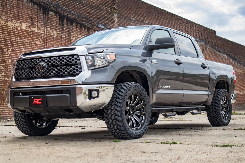 Rough Country 502081 Leveling Strut Kit for Select Toyota Tundra