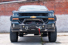 Load image into Gallery viewer, Rough Country 26450 Suspension Lift Kit w/Shocks for Select Chevrolet Silverado 1500, GMC Sierra