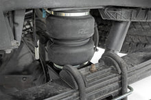 Load image into Gallery viewer, Rough Country 10038 Air Spring Kit for Select Ford F-250 Super Duty, Ford F-350 Super Duty