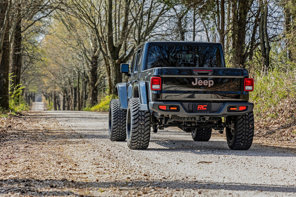 Rough Country 60200 Suspension Lift Kit for Select Jeep Gladiator