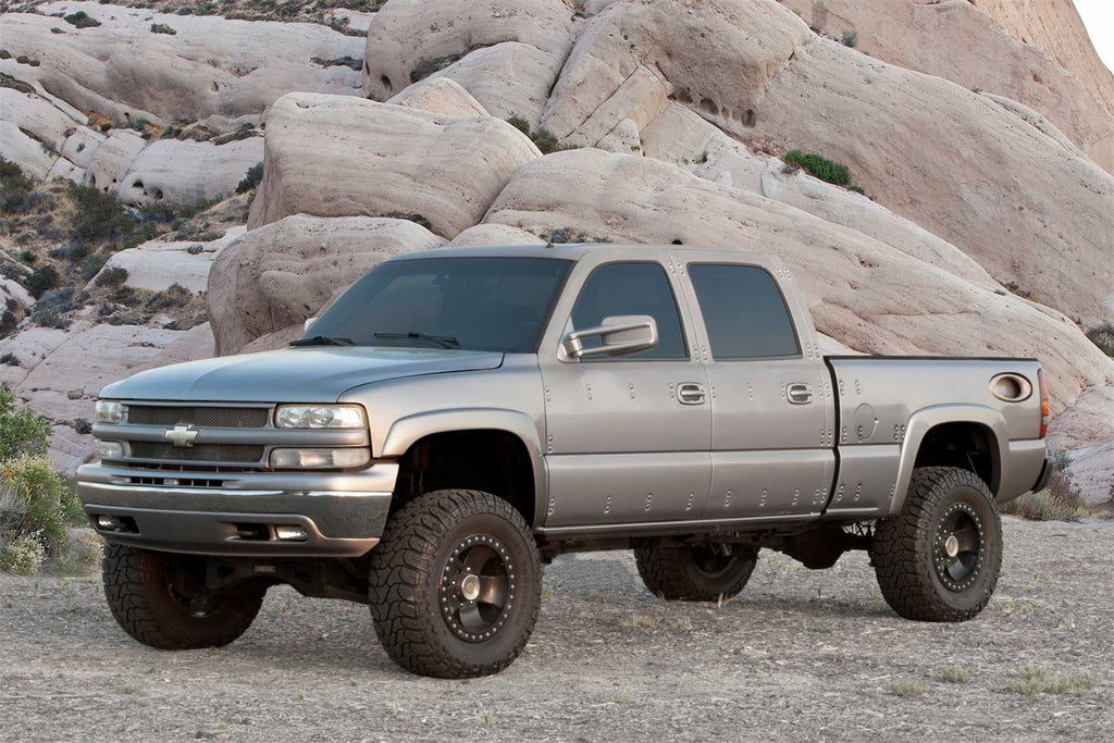 Fabtech K1045DL Suspension Lift Kit for Select Chevrolet Silverado HD, Chevrolet Silverado HD Classic, Chevrolet Silverado 3500, Chevrolet Silverado Classic, Chevrolet Silverado HD, GMC Sierra HD, GMC Sierra HD Classic, GMC Sierra 3500, GMC Sierra