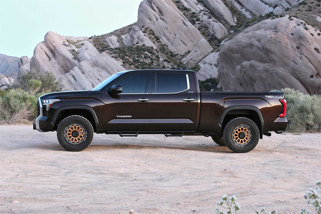 Fabtech K7088DL Uniball UCA Lift Kit for Select Toyota Tundra
