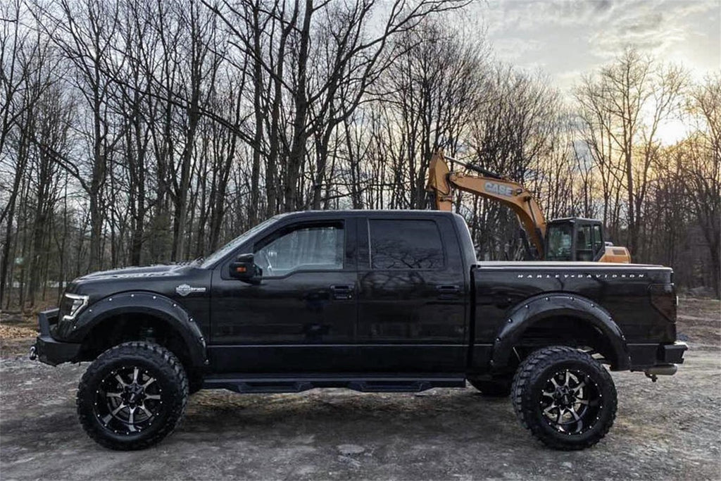 Rough Country 57557 Suspension Lift Kit w/Shocks for Select Ford F-150