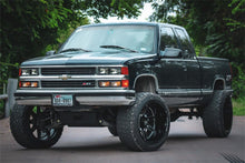 Load image into Gallery viewer, Rough Country 27670 Suspension Lift Kit w/Shocks for Select Chevrolet K1500, Chevrolet K1500 Suburban, Chevrolet Tahoe, GMC K1500, GMC K1500 Suburban, GMC Yukon