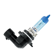 Load image into Gallery viewer, PIAA 71655 9006/HB4 Xtreme White Plus Replacement Bulb for Select Acura MDX, Acura NSX, Acura TL, Chrysler Crossfire, Chrysler PT Cruiser, Chrysler Sebring, Dodge Durango, Dodge Journey, Dodge Ram 1500, Dodge Ram 2500, Dodge Ram 3500, GMC Savana 1500,