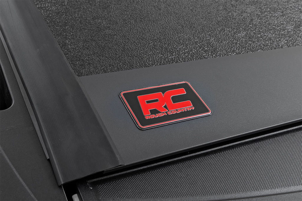 Rough Country 47119651B Hard Low Profile Bed Cover for Select Chevrolet Silverado 1500, Chevrolet Silverado HD, Chevrolet Silverado HD, GMC Sierra 1500, GMC Sierra HD, GMC Sierra HD