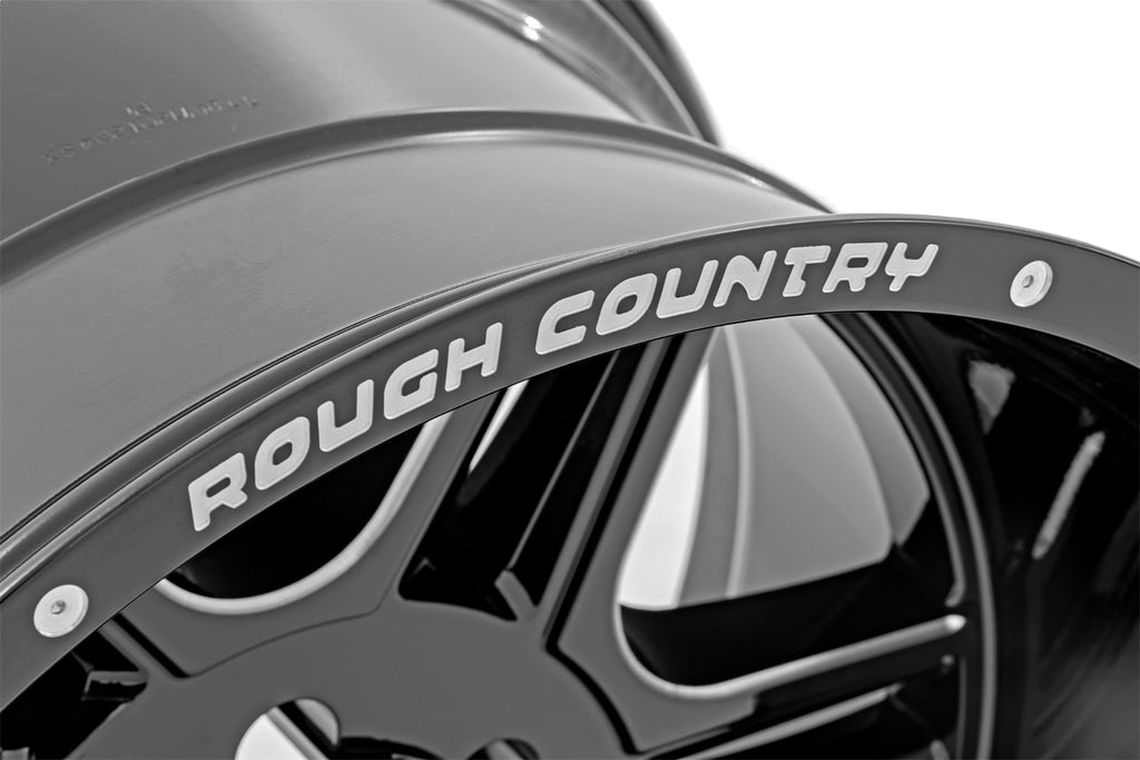 Rough Country 92181812 Series 92 Wheel for Select Cadillac Escalade, Chevrolet Colorado, Chevrolet Silverado 1500, Chevrolet Suburban, Chevrolet Tahoe, Chevrolet Trailblazer, Ford Bronco, Ford Ranger, GMC Canyon, GMC Sierra 1500, Nissan TITAN, Nissan