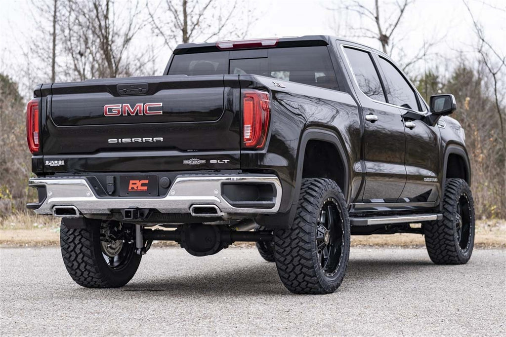 Rough Country 26631 Suspension Lift Kit w/Shocks for Select GMC Sierra