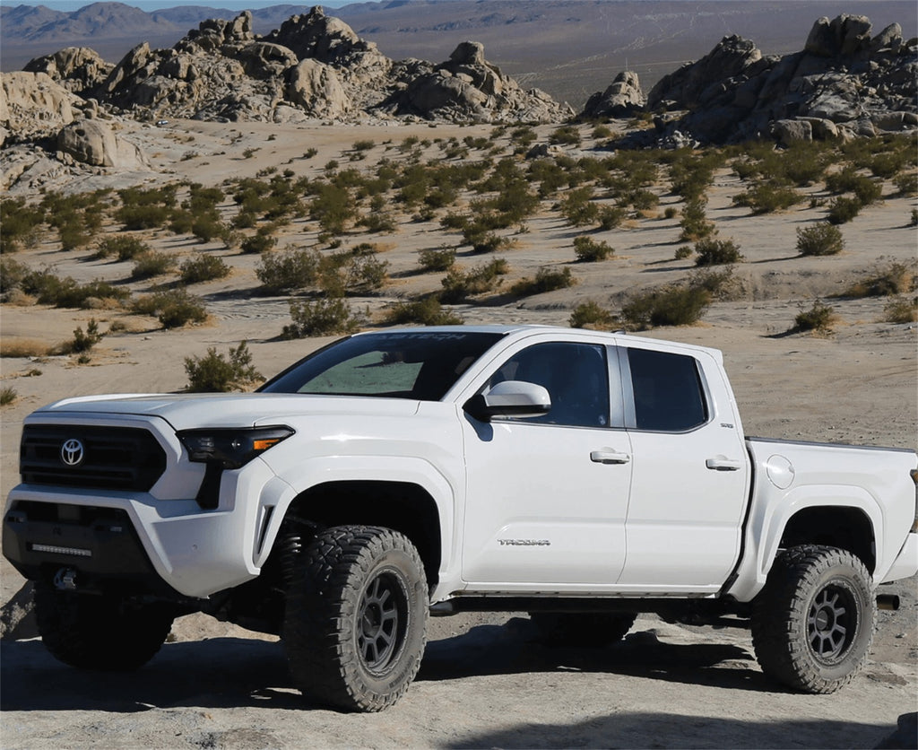 Fabtech K7102 Uniball UCA Lift System w/Shocks for Select Toyota Tacoma