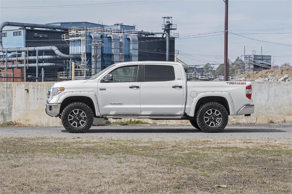 Rough Country 87000 Suspension Lift Kit for Select Toyota Tundra