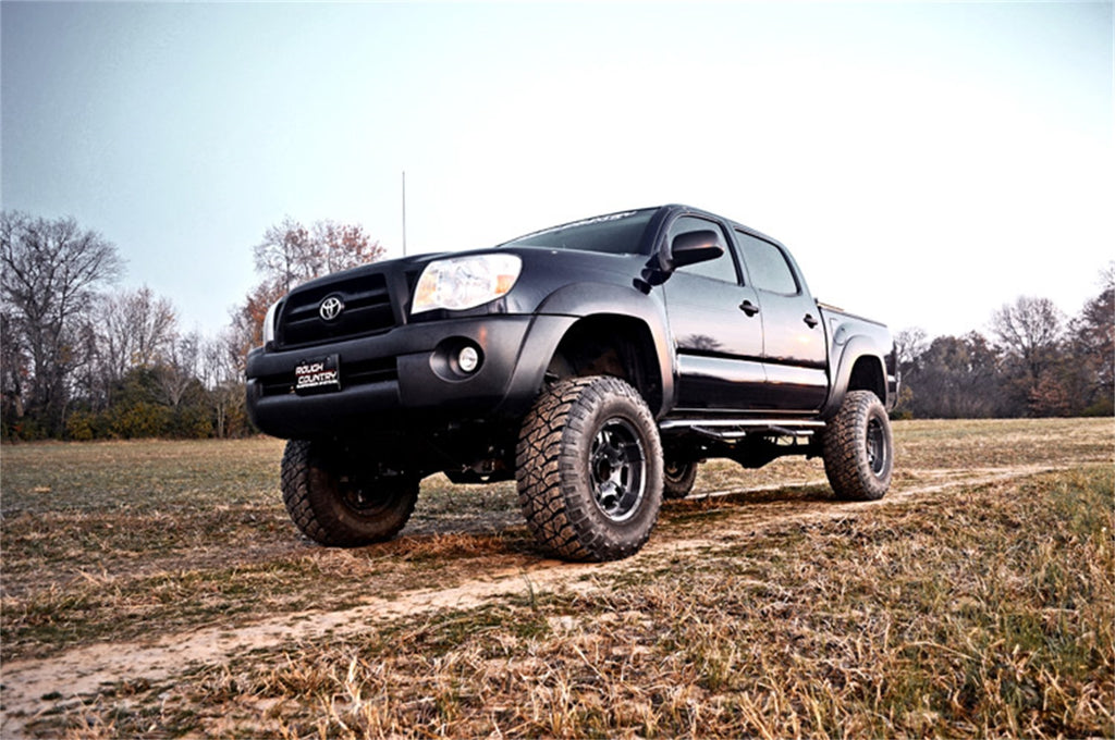Rough Country 746.20 Suspension Lift Kit w/Shocks for Select Toyota Tacoma