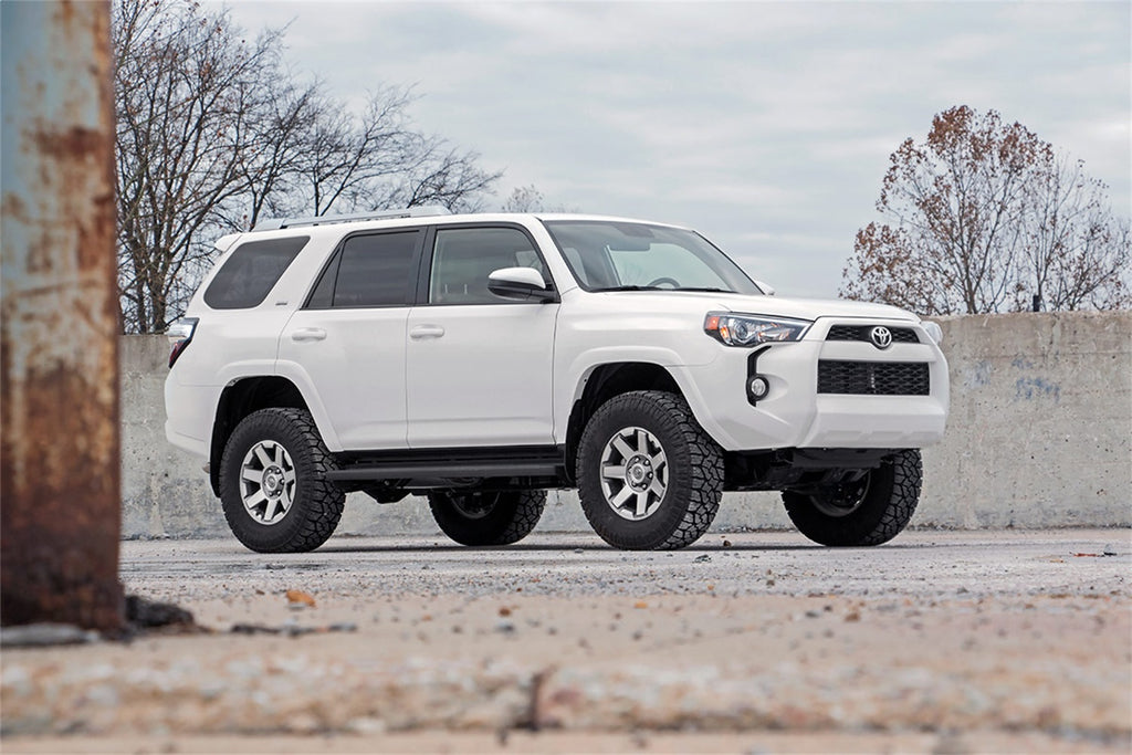 Rough Country 76640 Lift Kit-Suspension w/Shock for Select Toyota 4Runner
