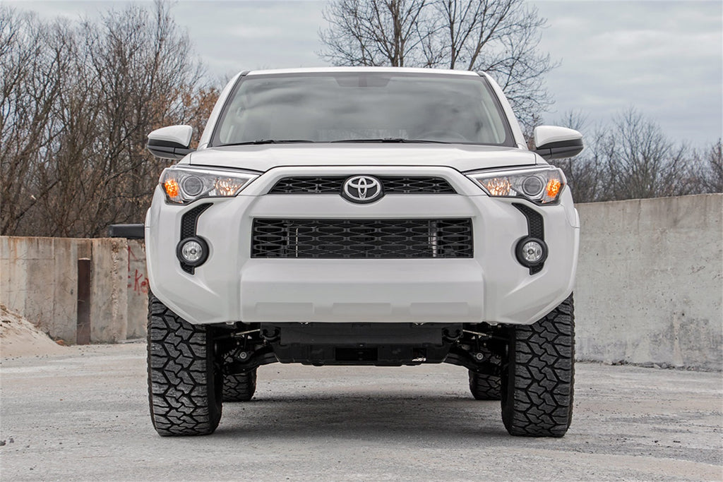 Rough Country 76640 Lift Kit-Suspension w/Shock for Select Toyota 4Runner