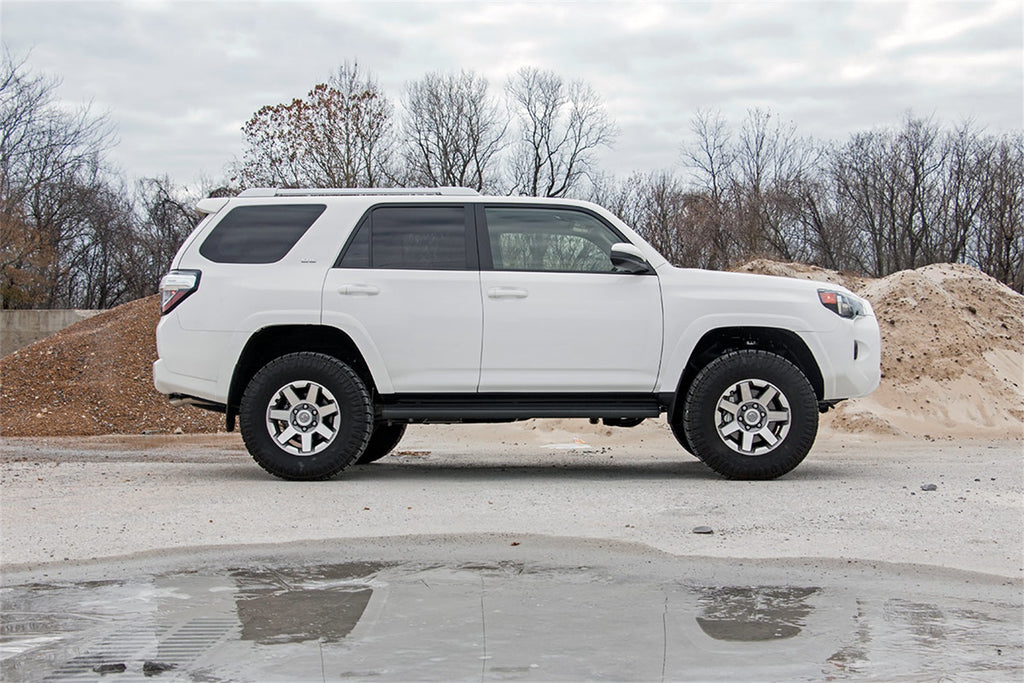 Rough Country 76630 Suspension Lift Kit w/Shocks for Select Toyota 4Runner
