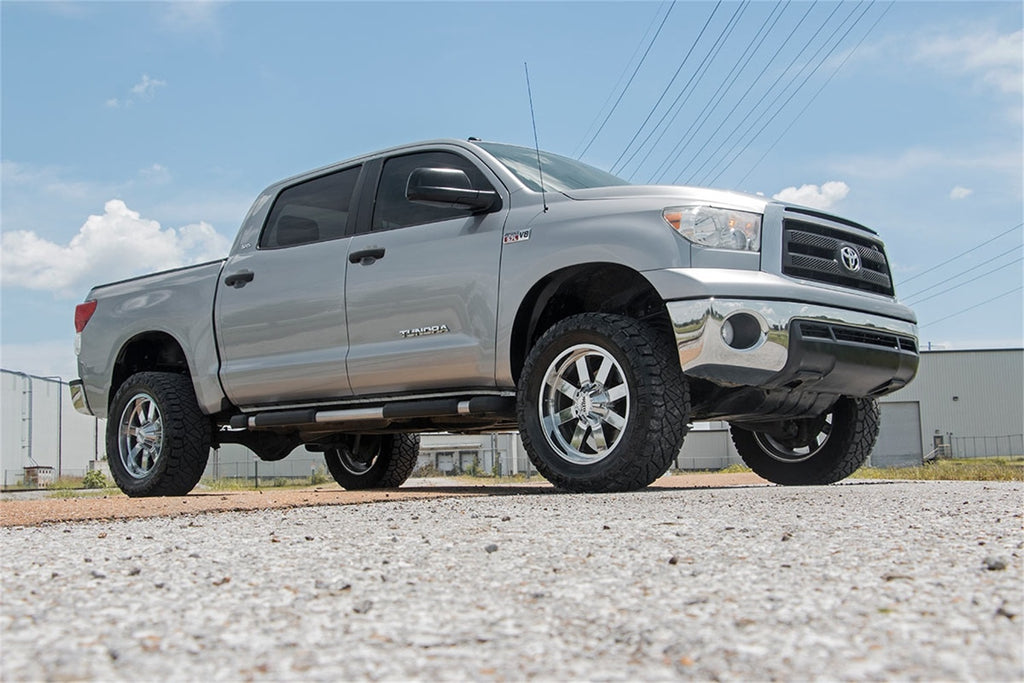 Rough Country 76850RED Suspension Lift Kit w/Shocks for Select Toyota Tundra