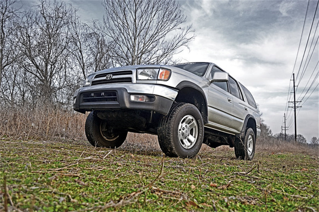 Rough Country 77140 Lift Kit-Suspension w/Shock for Select Toyota 4Runner
